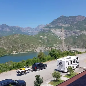 Lugina E Komanit Koman
